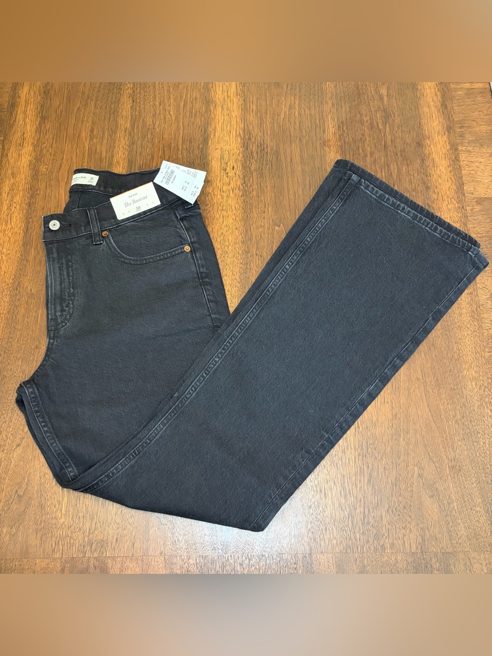 Abercrombie & Fitch Women’s Sz 30 Bootcut Mid Rise Black Dark Wash Stretch Jeans
